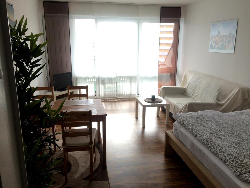 Apartment Westside ريغنسبورغ الغرفة الصورة